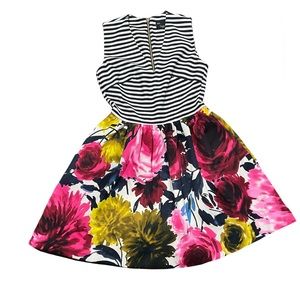Just Taylor stripped floral v neck dress size 8